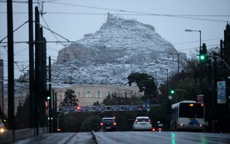 Χιόνι- χιονόπτωση- κρύο- καιρός- Αττική . 