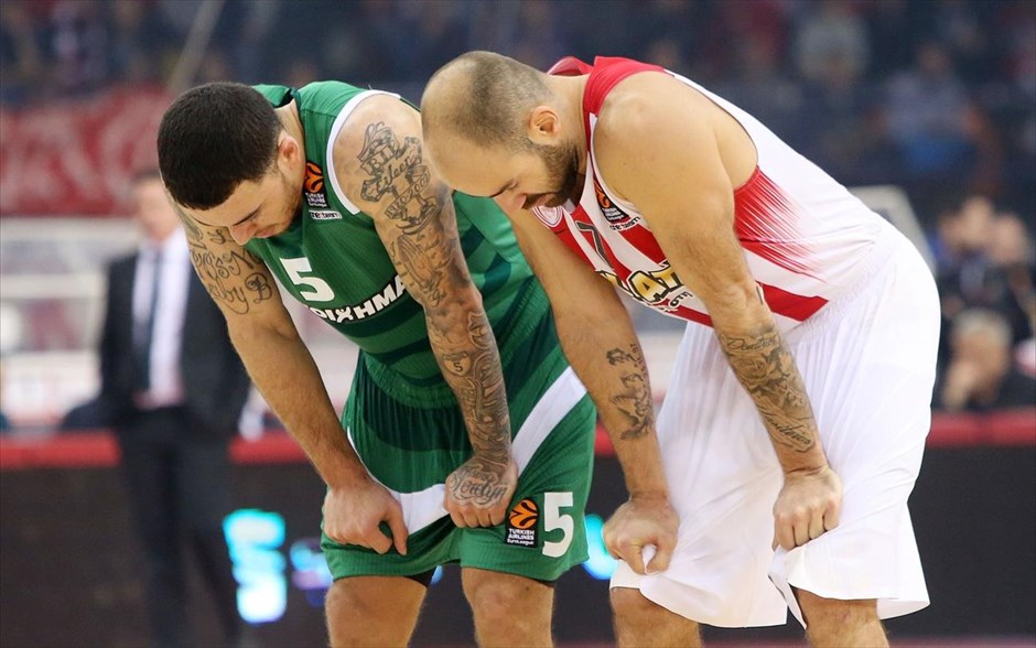 Ευρωλίγκα - Euroleague - Ολυμπιακός - Παναθηναϊκός - Μπάλα μπασκετ. 