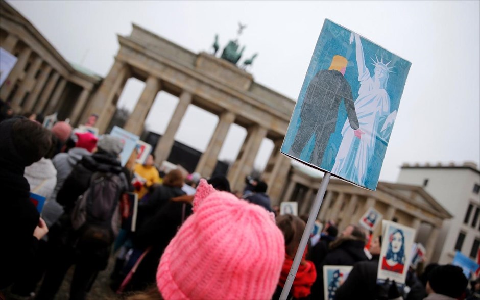 Πορείες γυναικών κατά του Τραμπ σε όλο τον κόσμο. Βερολίνο, Γερμανία