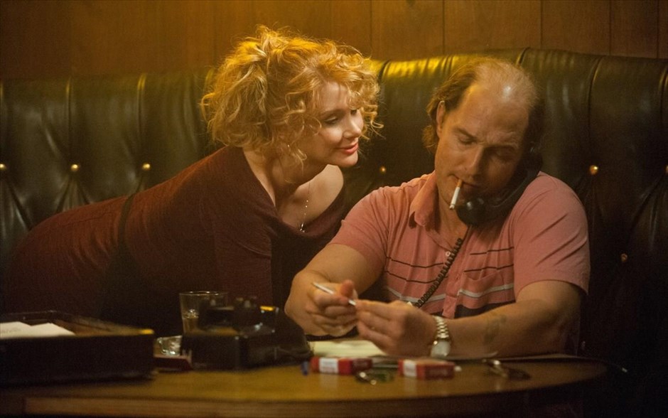 «Gold». Η περιπέτεια «Gold» αποτυπώνει την ιστορία ενός επιχειρηματία, ο οποίος ενώνει τις δυνάμεις του με έναν γεωλόγο, για να ξετρυπώσουν χρυσάφι που βρίσκεται βαθιά μέσα στις ανεξερεύνητες ζούγκλες της Ινδονησίας.