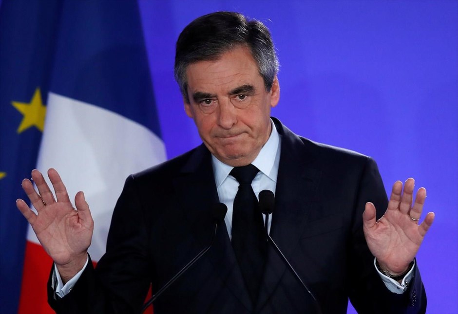 Γαλλία - εκλογές - αποτελέσματα - Φιγιόν. Δεν υπάρχει άλλη λύση από την καταψήφιση της Άκρας Δεξιάς, δήλωσε ο υποψήφιος πρόεδρος της Κεντροδεξιάς Φρανσουά Φιγιόν, προσθέτοντας σε δήλωσή του ότι θα ψηφίσει στον δεύτερο γύρο τον κεντρώο υποψήφιο Εμανουέλ Μακρόν.