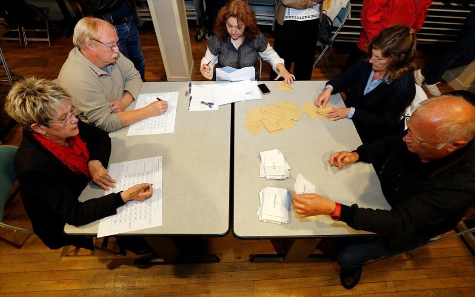 Γαλλικές προεδρικές εκλογές - καταμέτρηση ψήφων . Καταμέτρηση ψήφων στην πόλη Tulle.