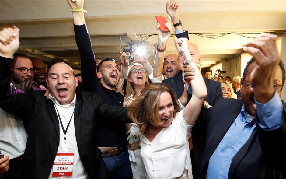 Υποστηρικτές Μακρόν - Πανηγυρισμοί. 