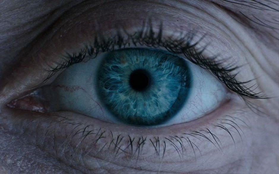 «Alien: Covenant (Προμηθέας 2)». «Alien: Covenant (Προμηθέας 2)»: Το δεύτερο μέρος της prequel τριλογίας που ξεκίνησε με την ταινία «Προμηθέας», φέρει την υπογραφή του Ρίντλεϊ Σκοτ, ο οποίος μας ξεναγεί και πάλι στο σύμπαν που ο ίδιος δημιούργησε το 1977 με το «Alien», ένα από τα σημαντικότερα έργα επιστημονικής φαντασίας στην ιστορία του κινηματογράφου.
