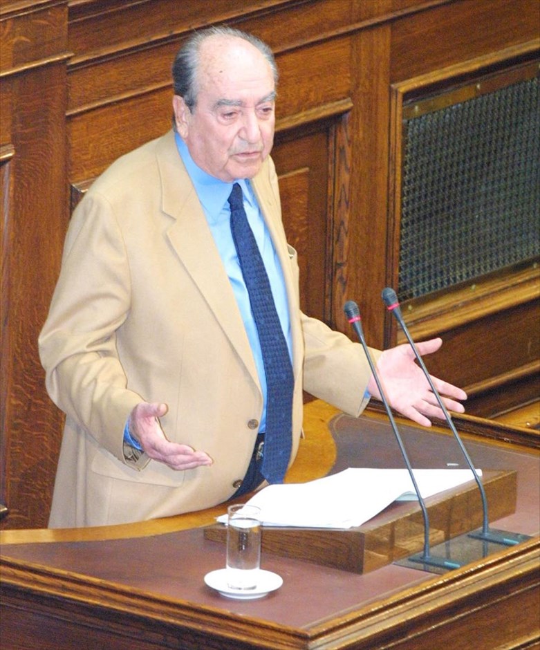 Kωνσταντίνος Μητσοτάκης 1918 - 2017. Ομιλία στη συνεδρίαση για την αναθεώρηση του Συντάγματος (2001)