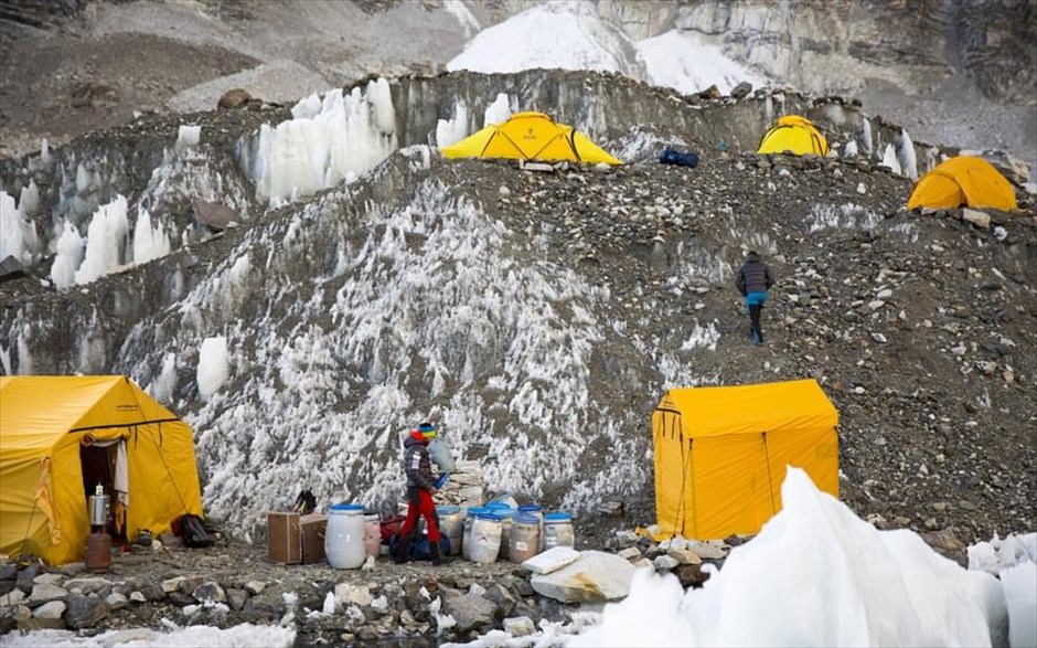 Hungarian Everest Expedition- ανάβαση στο Έβερεστ. 