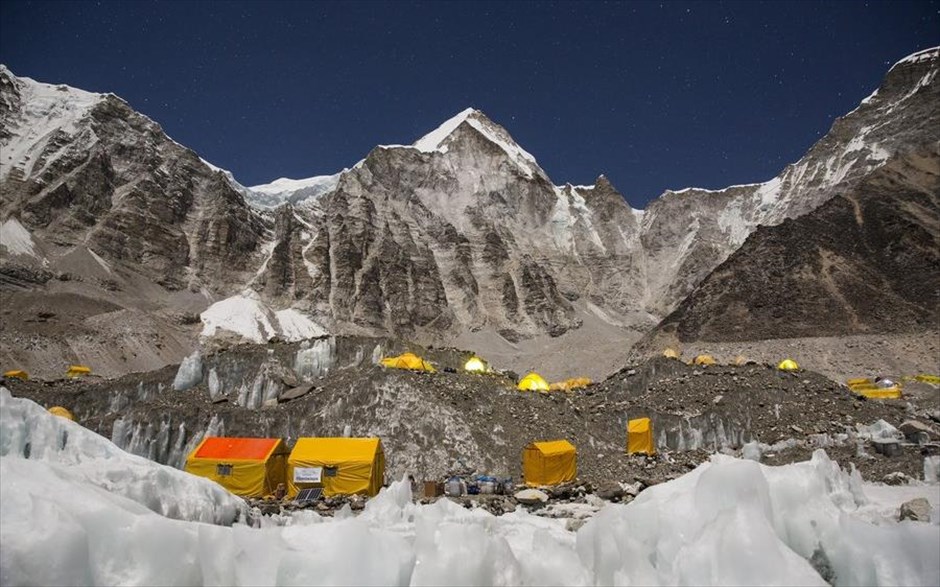 Hungarian Everest Expedition- ανάβαση στο Έβερεστ. 