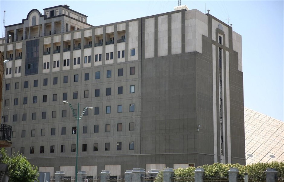 Ιράν - Τεχεράνη - τρομοκρατική επίθεση στο κοινοβούλιο. 