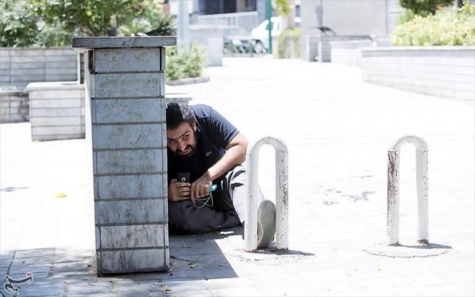 Ιράν - Τεχεράνη - τρομοκρατική επίθεση στο κοινοβούλιο. 