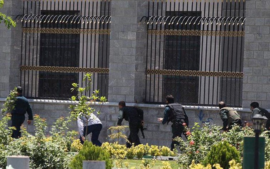 Ιράν - Τεχεράνη - τρομοκρατική επίθεση στο κοινοβούλιο. 