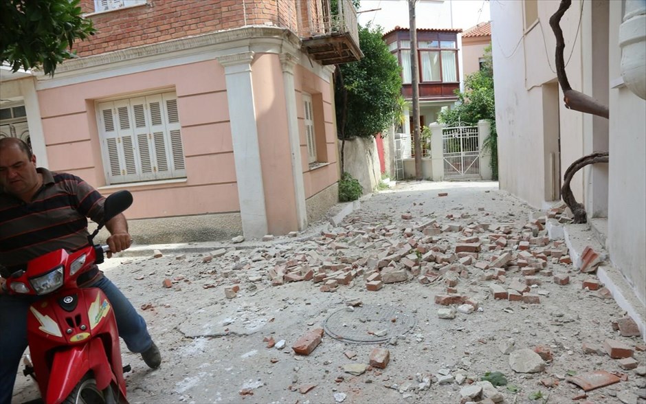 Ζημιές στη νότια Λέσβο από τα 6,1 Ρίχτερ. Πλωμάρι