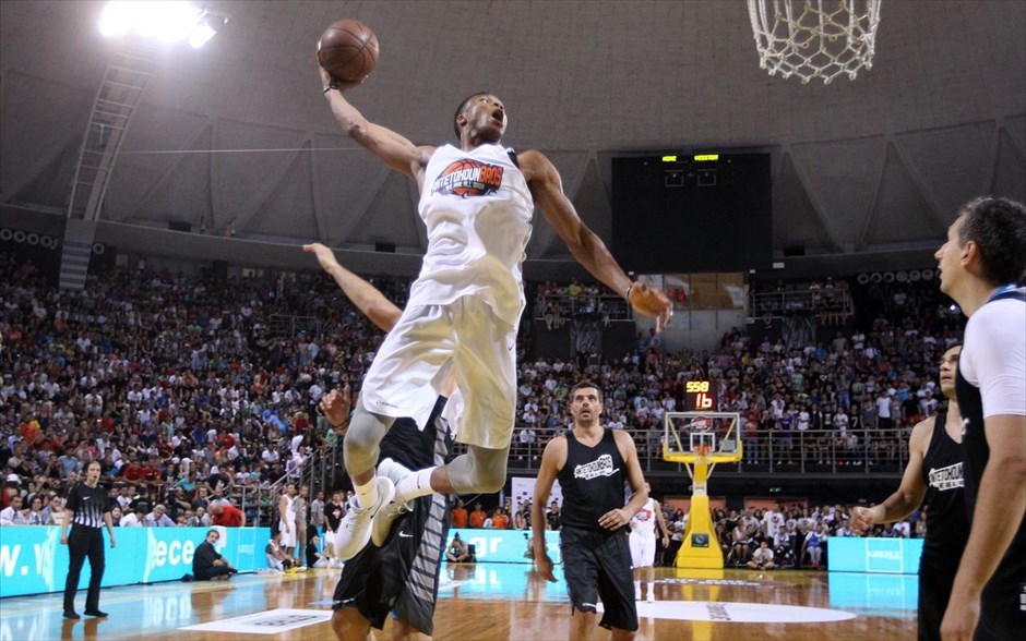 Antetokounbros . 