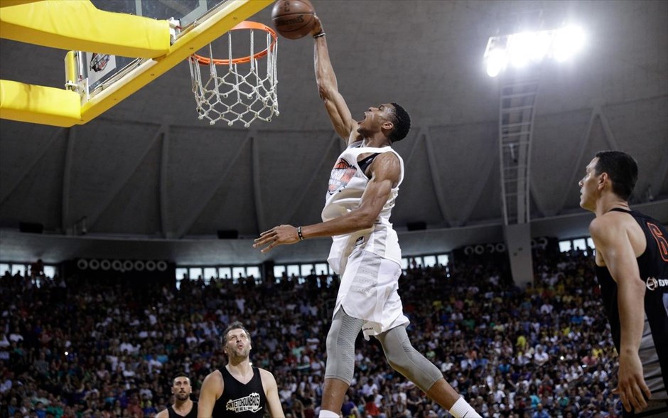 Antetokounbros . 