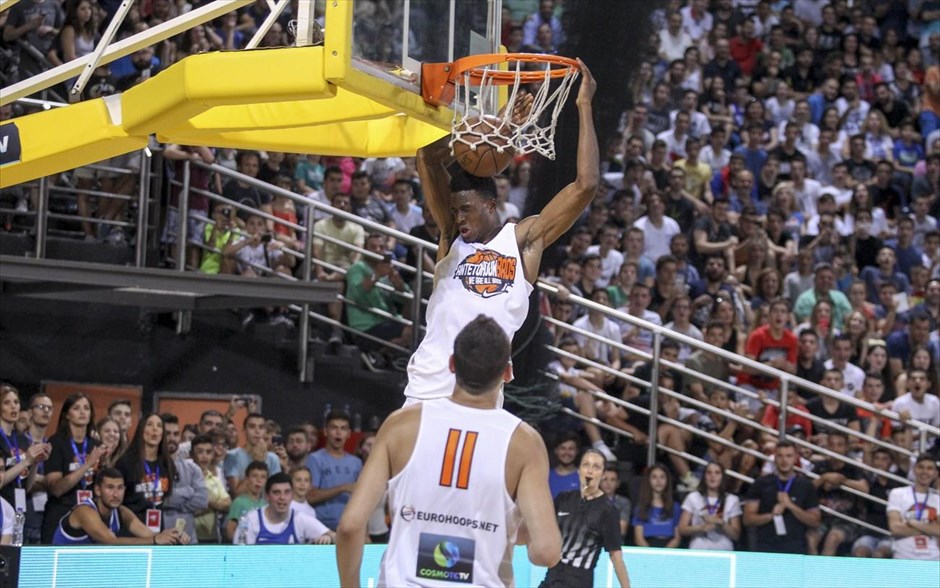 Antetokounbros . 
