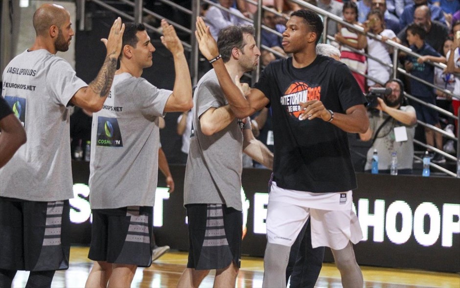 Antetokounbros . 