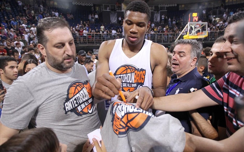 Antetokounbros . 