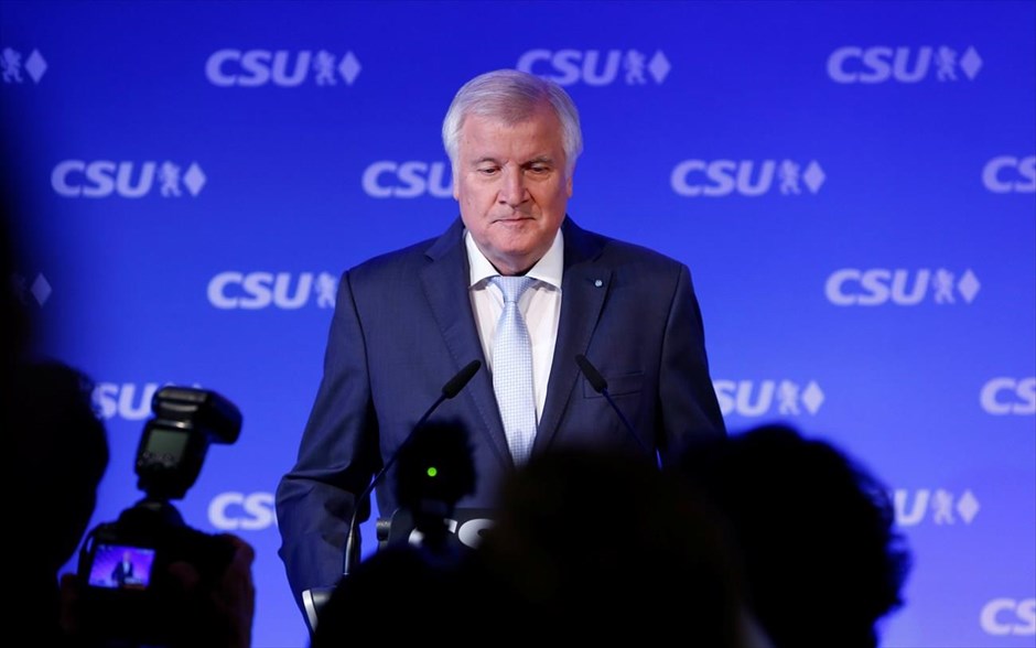 Γερμανία - Εκλογές - CSU. Ο ηγέτης ης Χριστιανοκοινωνικής Ενωσης της Βαυαρίας (CSU) Χόρστ Σεχόφερ, αντιδρά στα πρώτα αποτελέσματα των exit polls.