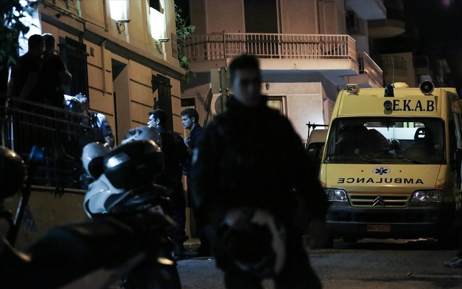 Ασθενοφόρο- αστυνομία- περιπολικό- Δολοφονία Ζαφειρόπουλου. 