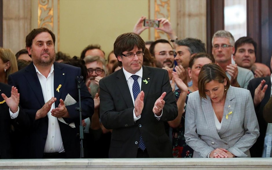 Καταλονία - Πουτζντεμόν  - Ανεξαρτησία - Ισπανία - Κοινοβούλιο - ανεξαρτησία της Καταλονίας από την Ισπανία. 