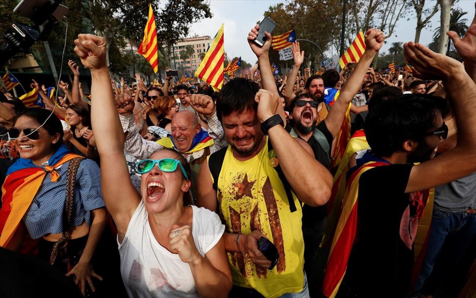 Καταλονία - Ανεξαρτησία - Ισπανία - Κοινοβούλιο - ανεξαρτησία της Καταλονίας από την Ισπανία. 