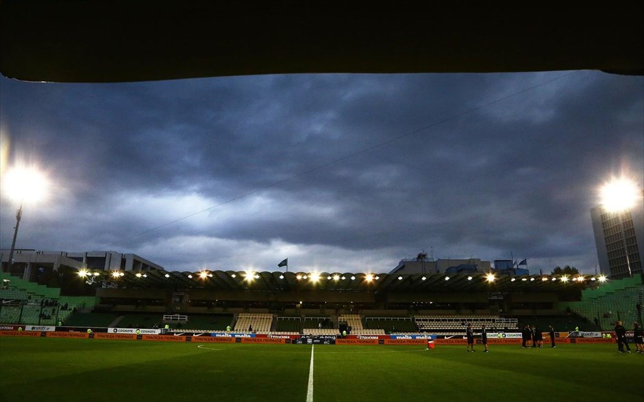 Superleague: Παναθηναϊκός - Ολυμπιακός. 