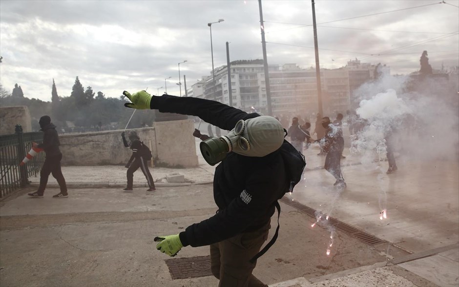 Πανεκπαιδευτικό συλλαλητήριο- επεισόδια. 
