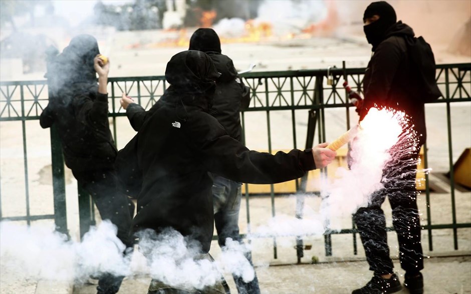 Πανεκπαιδευτικό συλλαλητήριο- επεισόδια. 