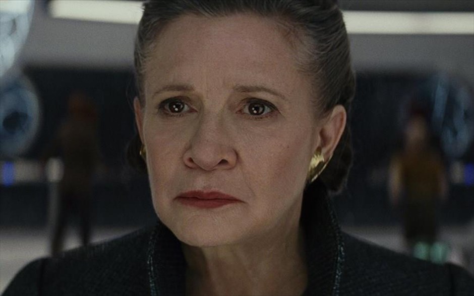Star Wars: Οι τελευταίοι Τζεντάι. Η επιτυχημένη σειρά ταινιών επιστημονικής φαντασίας επιστρέφει με την όγδοη συνέχειά της, η οποία, σκηνοθετημένη από τον Ρίαν Τζόνσον, αποτελεί τη δεύτερη ταινία της τριλογίας σίκουελ.