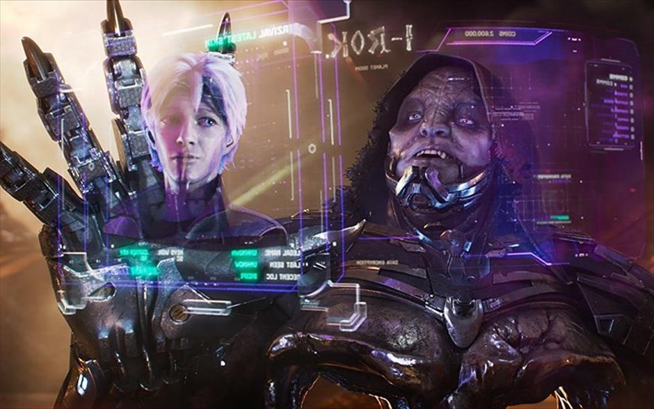 Ready Player One. Ένας νεαρός, αποφασίζοντας να πάρει μέρος σε έναν διαγωνισμό, παρασύρεται σε ένα ξέφρενο κυνήγι θησαυρού που αψηφά τους κανόνες της πραγματικότητας, μέσα σε έναν φανταστικό κόσμο μυστηρίου, ανακαλύψεων και κινδύνων (Ready Player One).