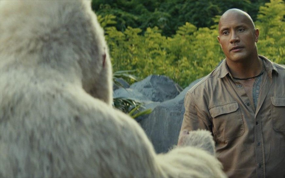 Rampage: Το απόλυτο χάος. Η περιπέτεια επιστημονικής φαντασίας του Μπραντ Πέιτον, που προβάλλεται και σε τρισδιάστατη έκδοση, βασίζεται στο βιντεοπαιχνίδι «Rampage». Με τους Ντουέιν Τζόνσον, Ναόμι Χάρις, Μαλίν Άκερμαν, Τζέικ Λέισι και Τζο Μανγκανιέλο, ένας μοναχικός επιστήμονας αναπτύσσει στενό δεσμό με έναν πανέξυπνο γορίλα, τον οποίο φροντίζει από τη γέννησή του.