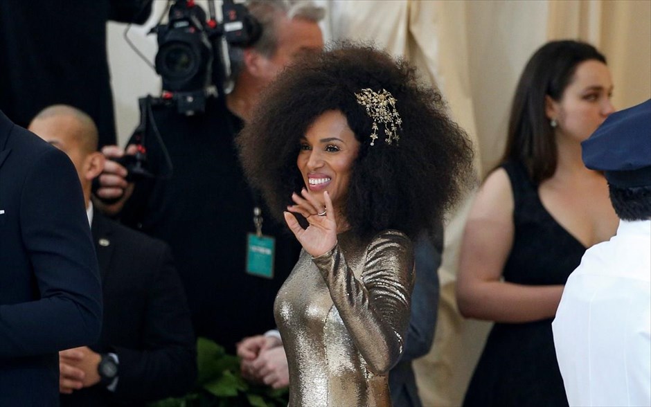 Met Gala: Παρέλαση αστέρων στο κόκκινο χαλί. Κέρι Ουάσινγκτον