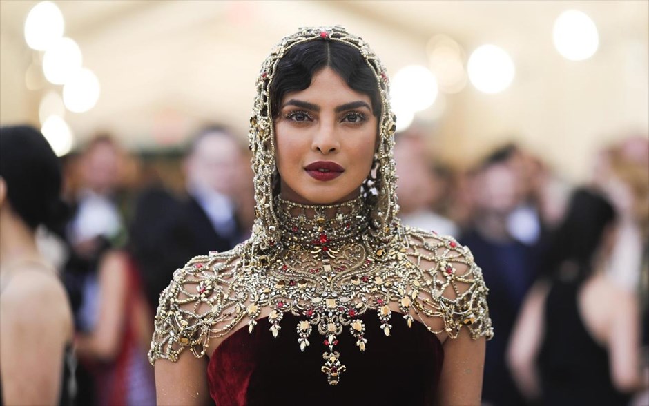 Met Gala: Παρέλαση αστέρων στο κόκκινο χαλί. Πριγιάνκα Τσόπρα