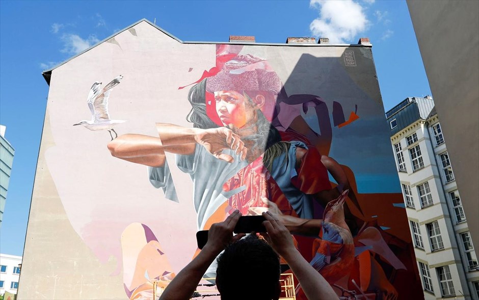 Φεστιβάλ Street Art στο Βερολίνο. &nbsp;TelmoMiel και James Bullough&nbsp;&nbsp;