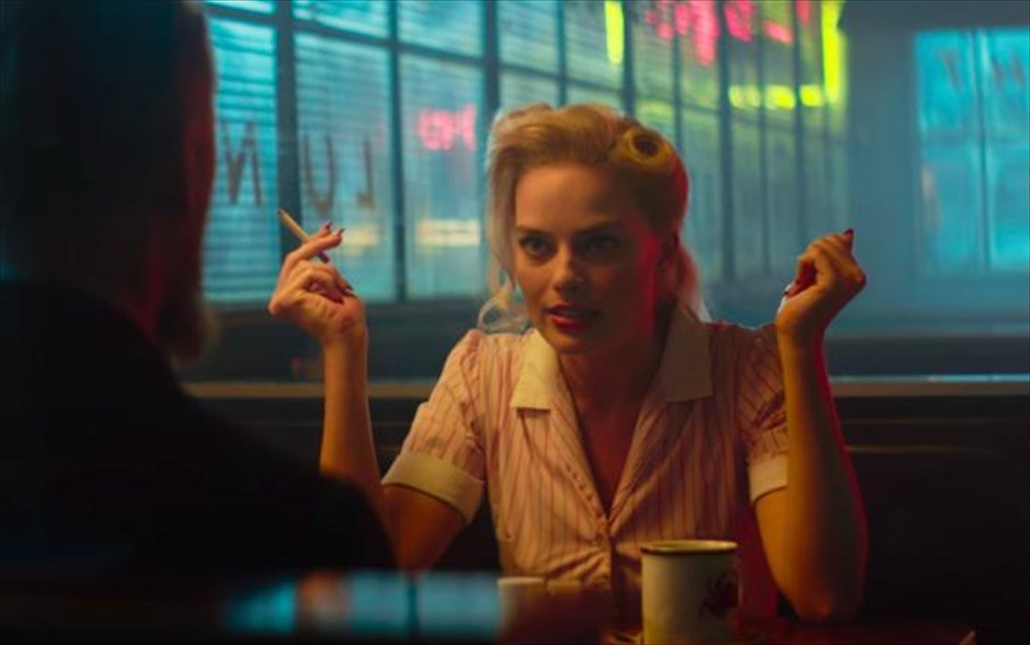 Τερματικός σταθμός. Στο σκηνοθετικό του ντεμπούτο, ο Βον Στέιν υπογράφει και το σενάριο ενός θρίλερ, το οποίο μπλέκει δύο φαινομενικά ασύνδετες ιστορίες, κατά τη διάρκεια μιας βροχερής νύχτας, σε μία δυστοπική πόλη χωρίς όνομα.