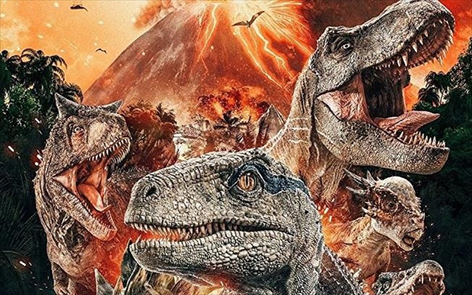 Jurassic World: Το βασίλειο έπεσε. Τρία χρόνια μετά την καταστροφή του θεματικού πάρκου του Jurassic World από τους δεινοσαύρους που το έσκασαν από τα κλουβιά τους, η αγαπημένη περιπέτεια φαντασίας επιστρέφει, σκηνοθετημένη από τον Τζ. Α. Μπαγιονά (Jurassic World: Το βασίλειο έπεσε).