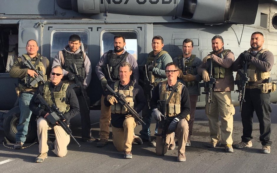 «Sicario 2: Η μάχη των εκτελεστών». Στη συνέχεια του αστυνομικού θρίλερ δράσης «Sicario: Ο εκτελεστής» (2015), την οποία σκηνοθετεί ο Στέφανο Σολίμα, ξεκινά ένα νέο κεφάλαιο. Στον πόλεμο μεταξύ των εμπόρων ναρκωτικών δεν υπάρχουν κανόνες. Έτσι, όταν η κυβέρνηση των ΗΠΑ υποψιάζεται ότι πλέον τα καρτέλ δεν εισάγουν μόνο παράνομα ναρκωτικά, αλλά και τρομοκράτες, ένας ομοσπονδιακός πράκτορας προσπαθεί με κάθε τρόπο να βάλει τέλος στις διαμάχες.