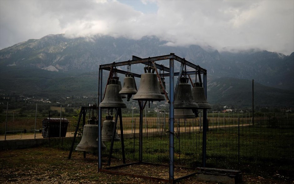 Οι τελευταίοι καμπανοποιοί της Ελλάδας. 