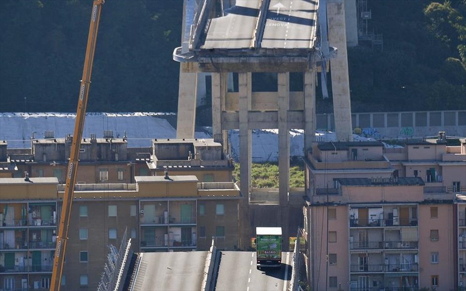 Κατάρρευση οδογέφυρας Μοράντι- Γένοβα- Ιταλία. 