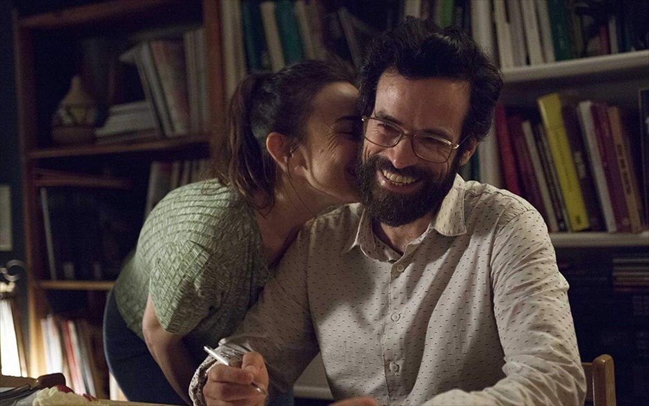 «Ο εξαφανισμένος φάκελος». Στο αστυνομικό θρίλερ του Ερίκ Ζονκά, με τον Βενσάν Κασέλ στον πρωταγωνιστικό ρόλο, ο Ντάνι, έφηβος γιος της οικογένειας Αρνώ, εξαφανίζεται