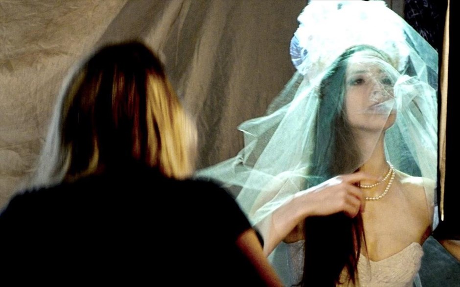 Ταξιδεύοντας με τον Μίκη. Ντοκιμαντέρ με στοιχεία μυθοπλασίας για τον Μίκη Θεοδωράκη.