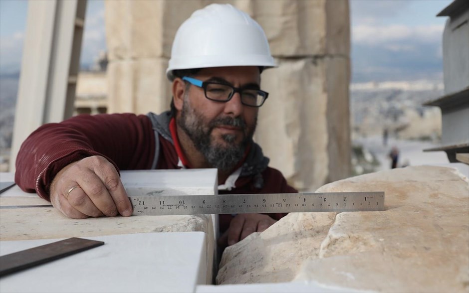 Εργασίες συντήρησης και αποκατάστασης του ναού του Παρθενώνα - Ακρόπολη. 