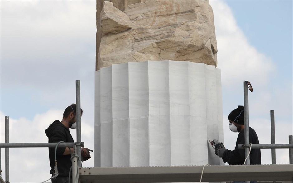 Εργασίες συντήρησης και αποκατάστασης του ναού του Παρθενώνα - Ακρόπολη. 