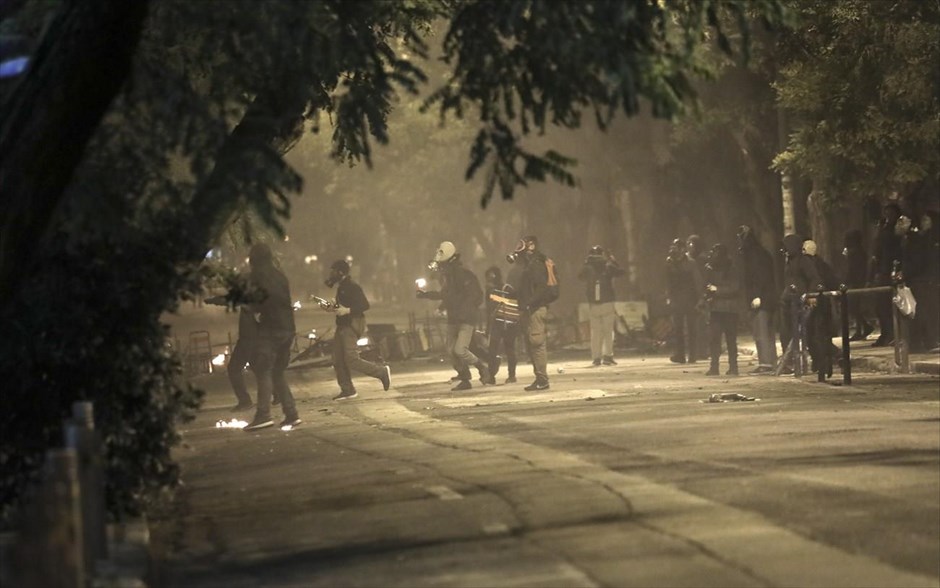 Πολυτεχνείο- εορτασμός- πορεία- Αθήνα- επεισόδια. 