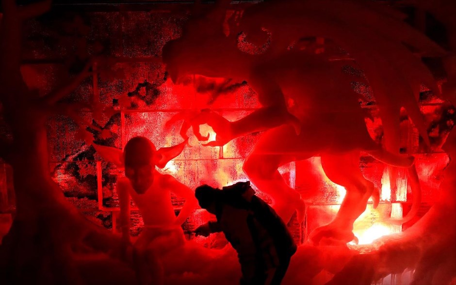 Μπριζ- γλυπτά από πάγο. 