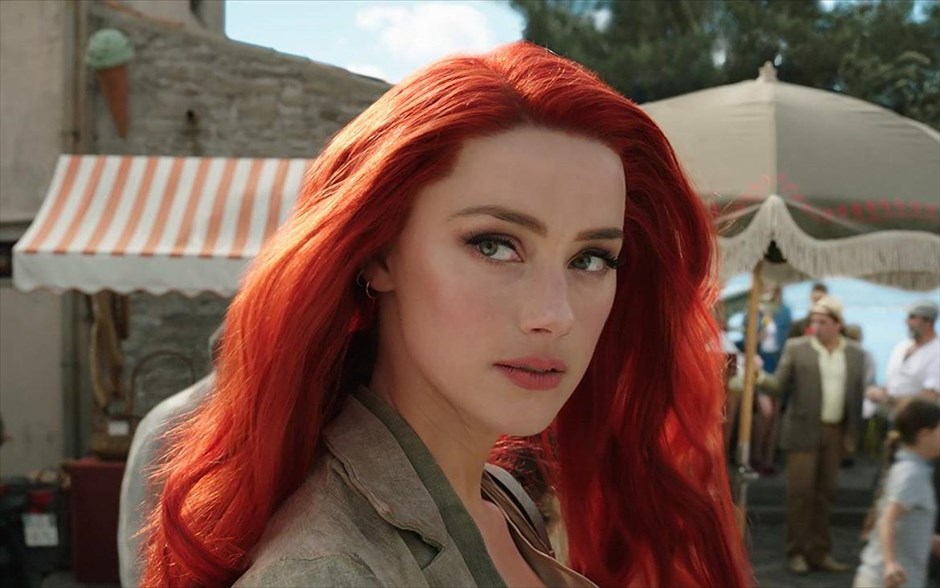 Aquaman . O υπερήρωας από τη θάλασσα έρχεται με τη μορφή του Τζέισον Μομόα και αποκτά τη δική του ιστορία στο σύμπαν της DC. &nbsp;Στο επίκεντρο η προέλευση του μισού-ανθρώπου, μισού- Ατλάντειου Άρθουρ Κάρι και η εξερεύνηση του ταξιδιού της ζωής του -ένα ταξίδι που δεν θα τον αναγκάσει απλώς να αντικρίσει τον πραγματικό του εαυτό, αλλά να ανακαλύψει αν είναι άξιος να γίνει αυτός που γεννήθηκε... Να γίνει ένας βασιλιάς και να εξουσιάσει όλα τα πλάσματα του βυθού.