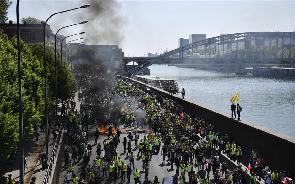 Γαλλία- διαδηλώσεις- κίτρινα γιλέκα. 