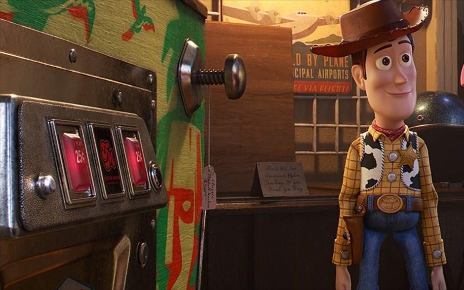 «Toy Story 4» . Στην τέταρτη ιστορία για τα παιχνίδια της Pixar, ο Γούντι και οι υπόλοιποι ήρωες ζουν πλέον με τη μικρή Μπόνι. Μια ημέρα ένα νέο παιχνίδια κάνει την εμφάνισή του.