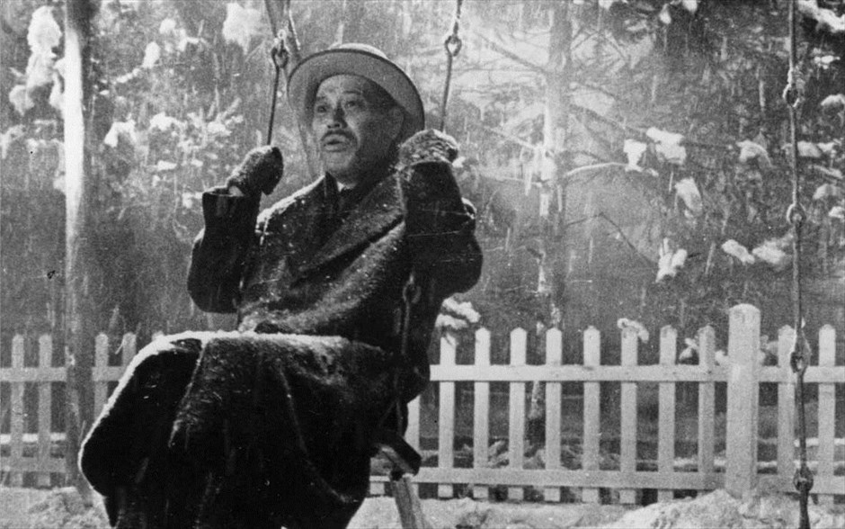 Ο Καταδικασμένος . «Ο Καταδικασμένος»Στο αριστούργημα του Ακίρα Κουροσάβα, ένας στερημένος από χαρές δημόσιος υπάλληλος, πληροφορούμενος ότι θα πεθάνει σύντομα, προσπαθεί να ζήσει κάποιες εφήμερες απολαύσεις, σταματώντας να πηγαίνει στη δουλειά και σπαταλώντας τις οικονομίες του σε διασκεδάσεις.