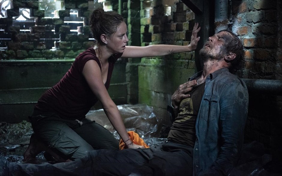 Διαφυγή. Kaya Scodelario and Barry Pepper star in CRAWL from Paramount Pictures. Photo Credit: Sergej Radović.