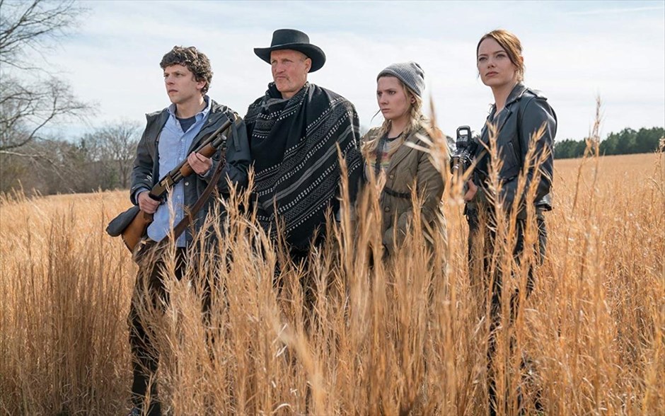Zombieland: Διπλή Βολή. Μέσα από έκρυθμες, κωμικές καταστάσεις που εκτυλίσσονται από τον Λευκό Οίκο μέχρι την ενδοχώρα, η παρέα της πρώτης ταινίας πρέπει να αντιμετωπίσει πολλά νέα είδη ζόμπι που έχουν εξελιχθεί, αλλά και νέους επιζώντες. Ένα ανορθόδοξο θρίλερ, όπου η κωμωδία συναντά τον τρόμο με σπαρταριστά αποτελέσματα.
&nbsp;